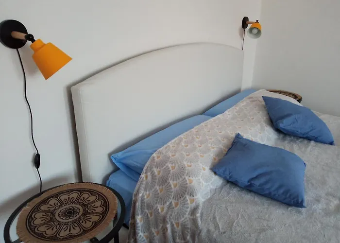 Lilly's كاستيلفرانكو فينيتو