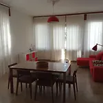 Lilly's * קסטלפרנקו ונטו