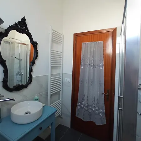Lilly's Гостевой дом *